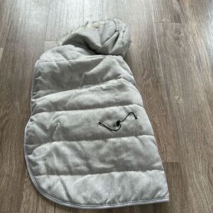 NWOT Furhaven XL Gray Dog Jacket with Hood | Warm Quilted Pet Coat Winter Wear